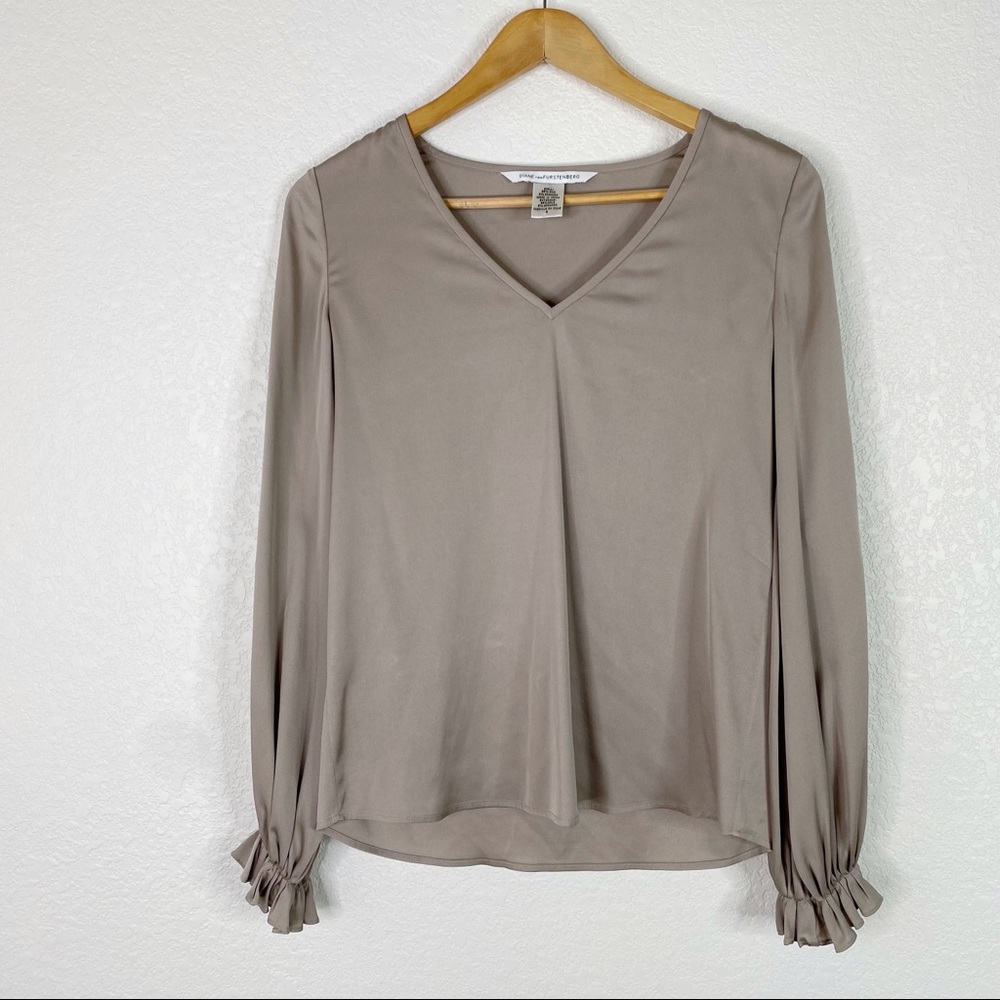 Diane Von Furstenberg Champagne Silk Blend Long Sleeve Blouse